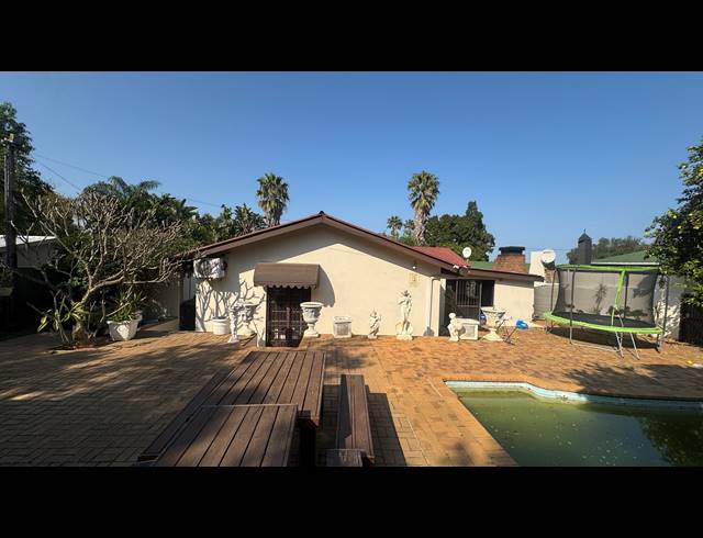 4 BEDROOM HOUSE FOR SALE IN MALMESBURY RURAL